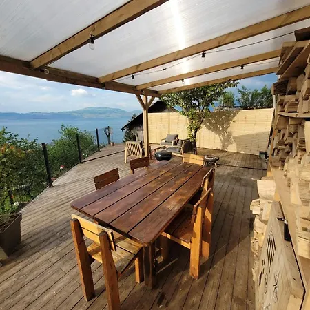 La Terrasse Sur Le *
